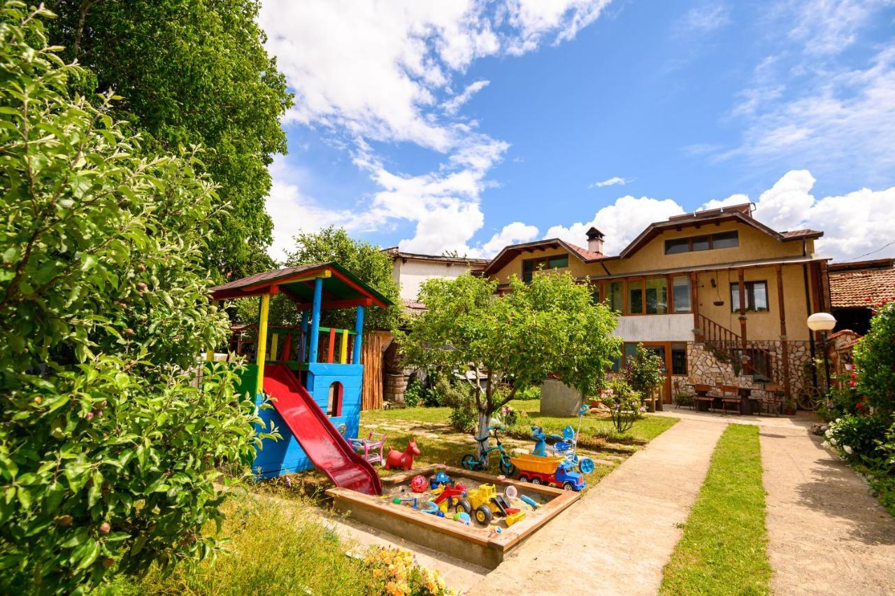Къща За Гости Даутев Връх Bansko Exterior foto