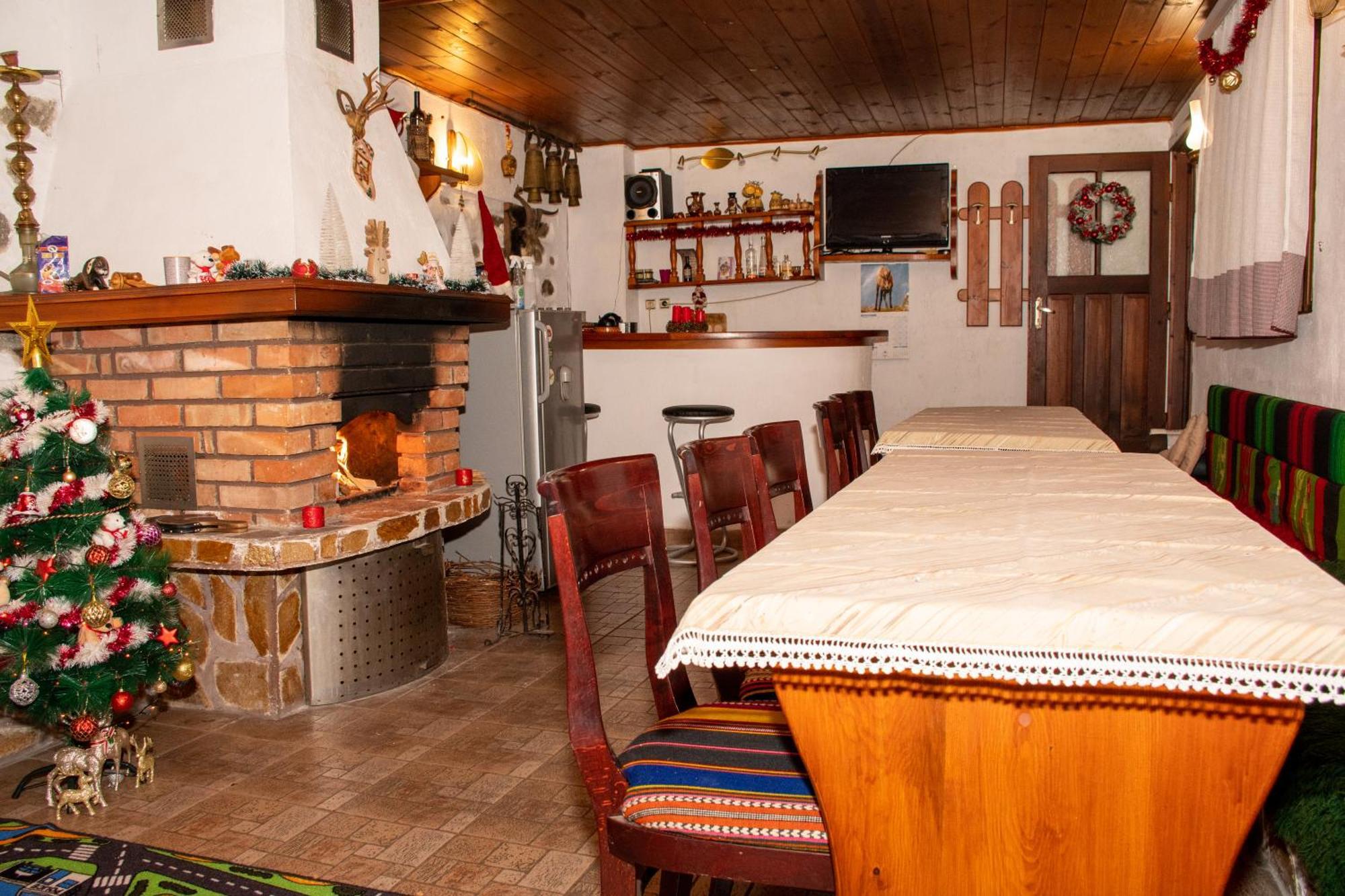 Къща За Гости Даутев Връх Bansko Exterior foto